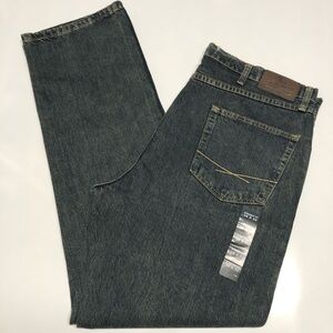 Field & stream straight fit jeans size 38X32
